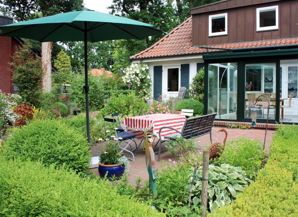 Zahrada ubytování Haus Tapken mit Meerblick