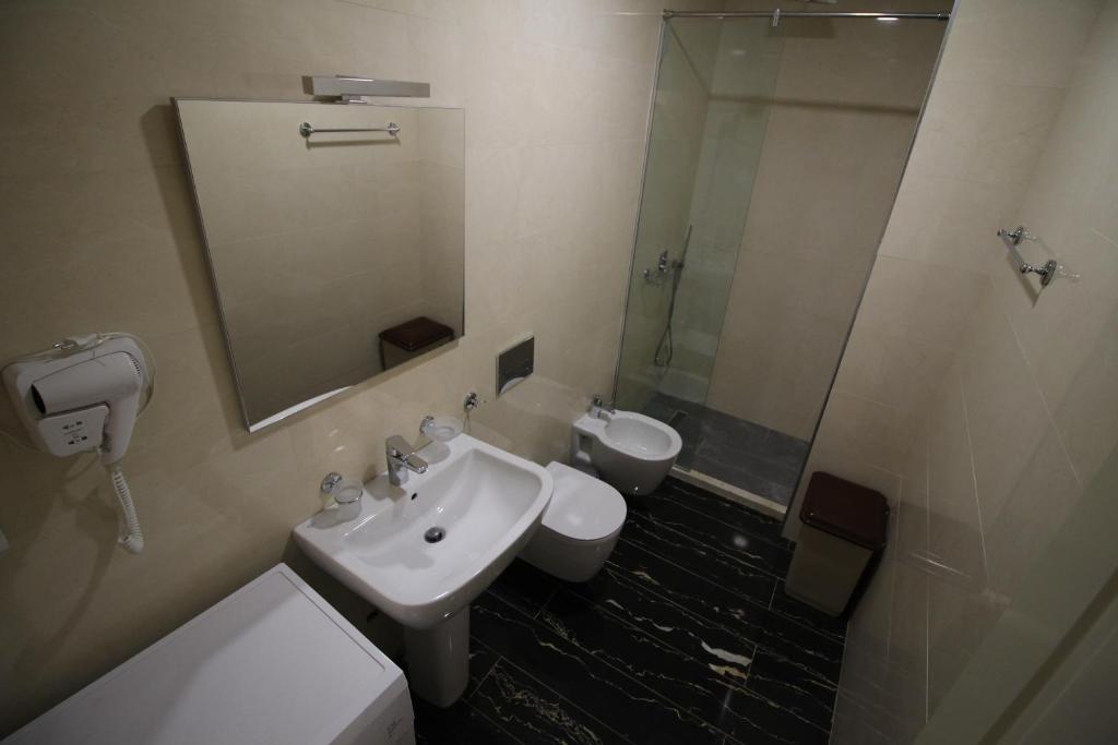 Sunrise Luxury Apartments - Imazhi 9