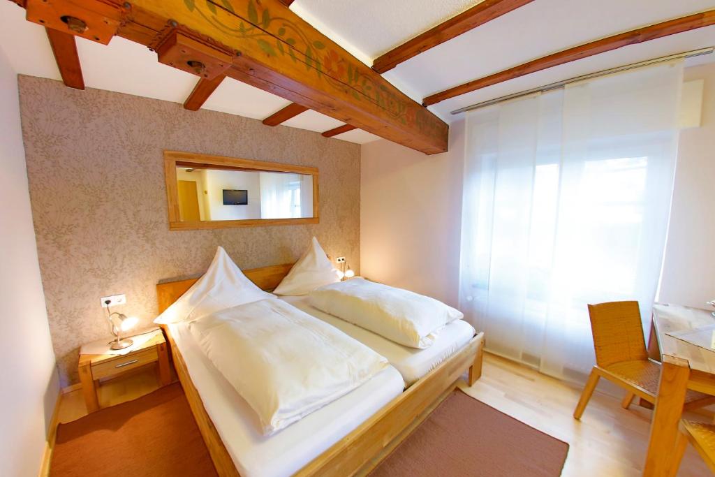 Gasthof zum Goldenen Kreuz - Chambre Simple