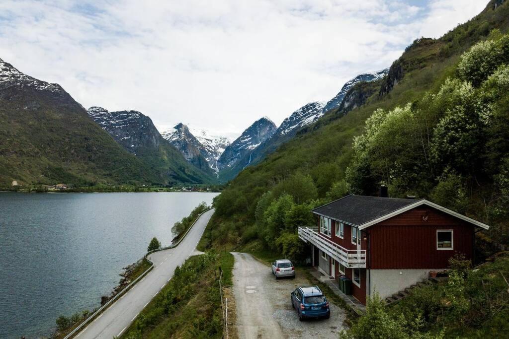 Lake View Apartment in Oldedalen, Stryn, Norway - Booking.com