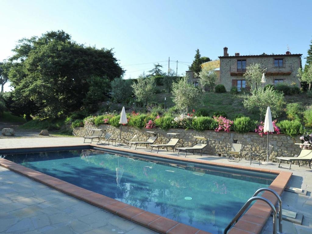 Tender Villa in Lisciano Niccone with Swimming Pool
