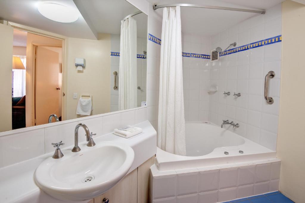 Ένα μπάνιο στο Nautilus Resort Mooloolaba