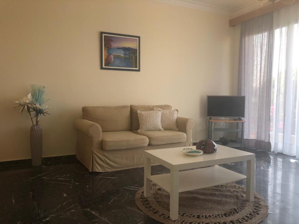 Elpida Beach Studios - 12