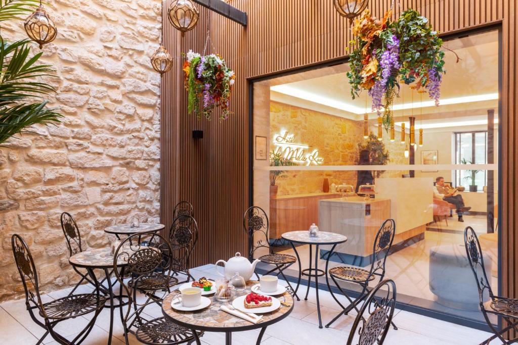 Hôtel Le Milie RoseHotel in 10th arr., Paris photo
