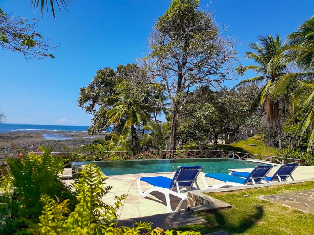 Bazén v ubytování Hotel Santa Catalina Panamá nebo v jeho okolí
