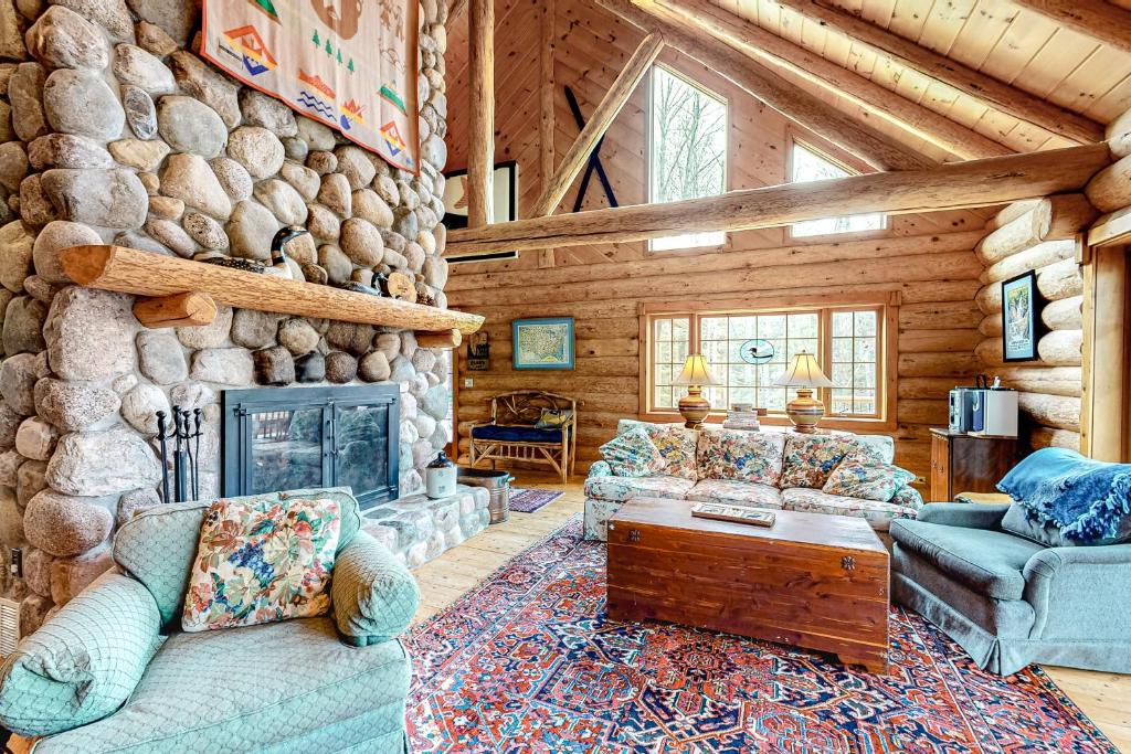 Oxbow Cabin, Presque Isle (updated prices 2024)