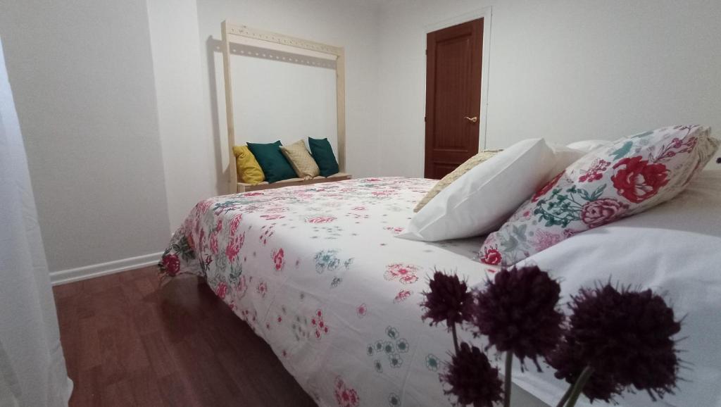 Postel nebo postele na pokoji v ubytování O Lagar apartamento grande y luminoso. 8 personas.