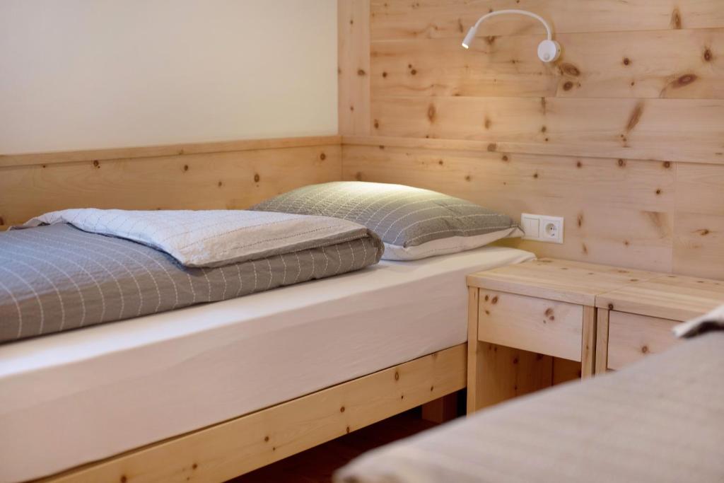 Postel nebo postele na pokoji v ubytování Teutenhofer Apfel