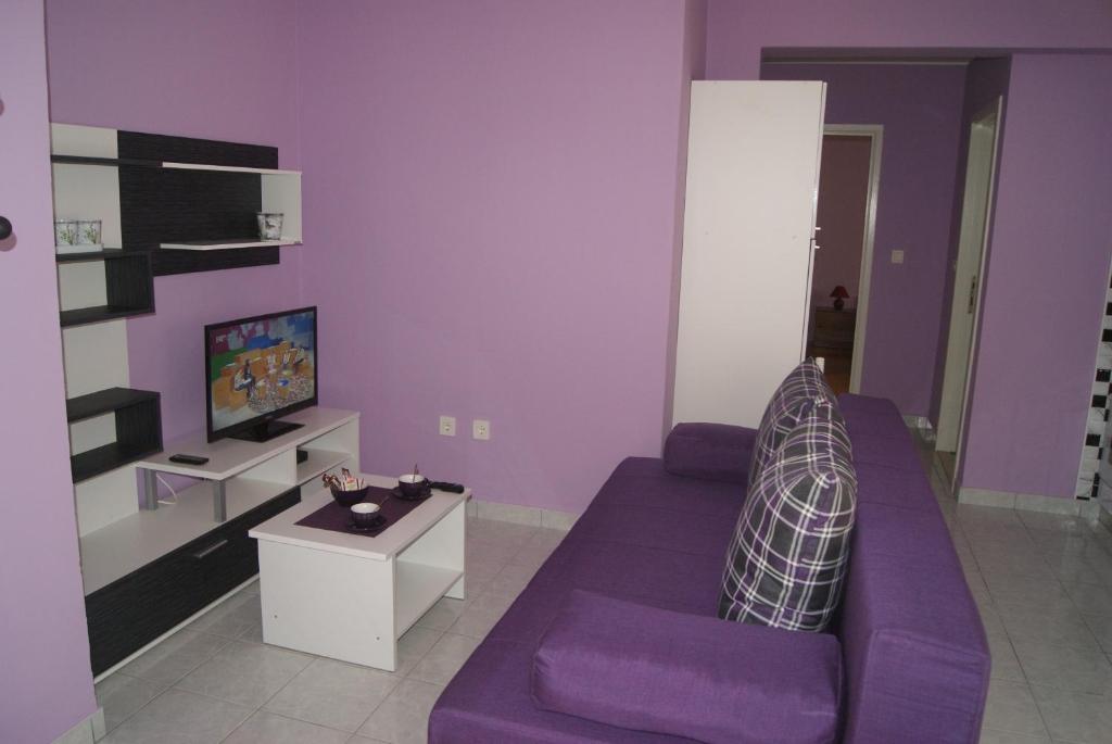 Televízia a/alebo spoločenská miestnosť v ubytovaní Apartments Marta - Zadar - near the sea