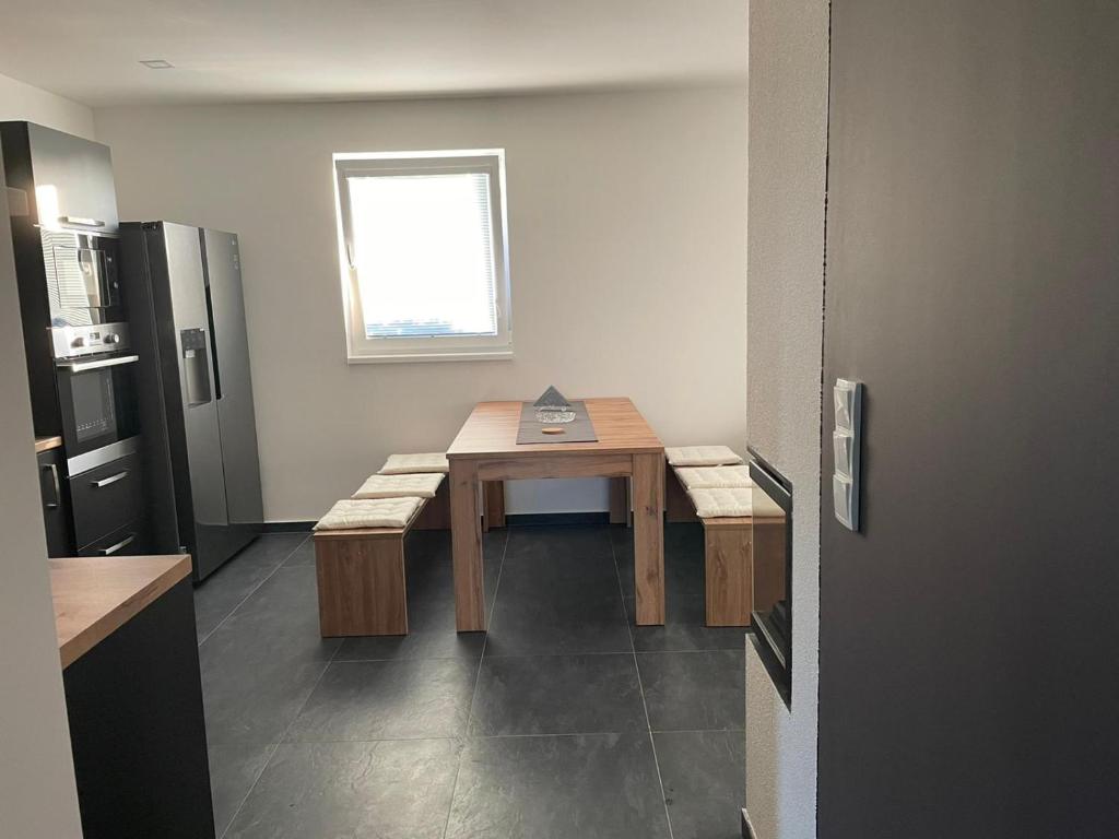 Köök või kööginurk majutusasutuses Vilka Petra pod Bezdězem