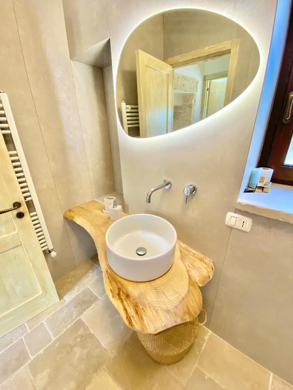 Kúpeľňa v ubytovaní Trullo SERENDIPITY