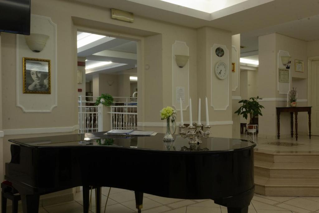 HOTEL CAVALLOTTI & GIOTTO - Prices & Reviews (Montecatini Terme