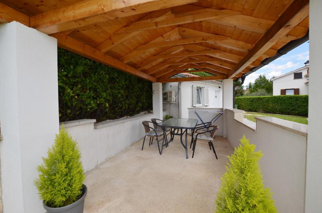 Zminj Apartments - Apartamento A2