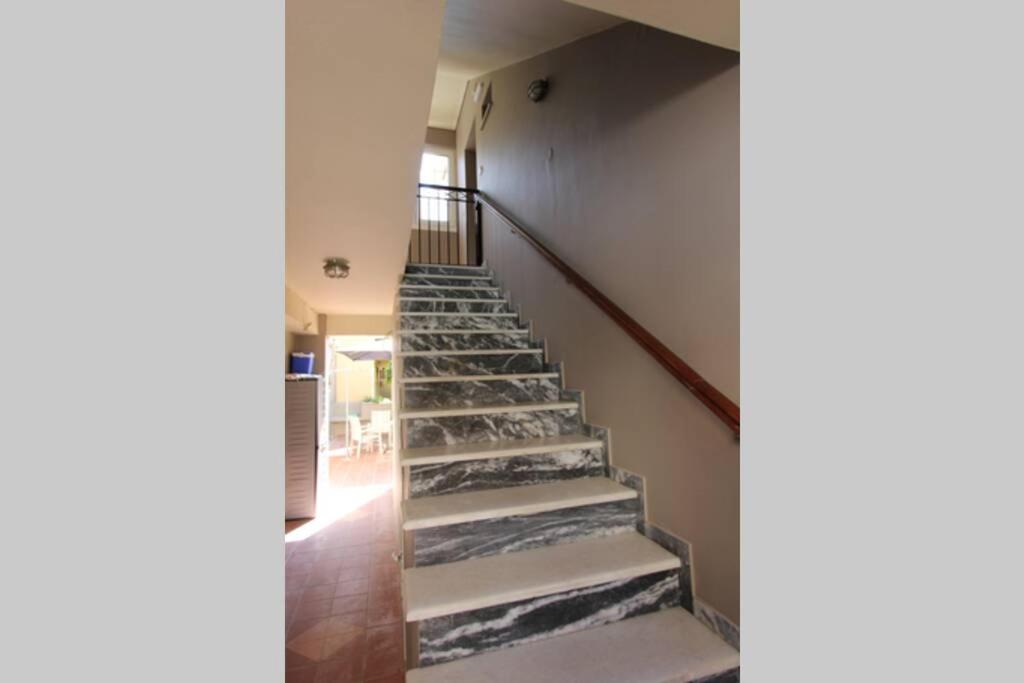 Fotografia z galérie ubytovania COZY APARTMENT IN THE HEART OF THE TOWN v destinácii Argostoli