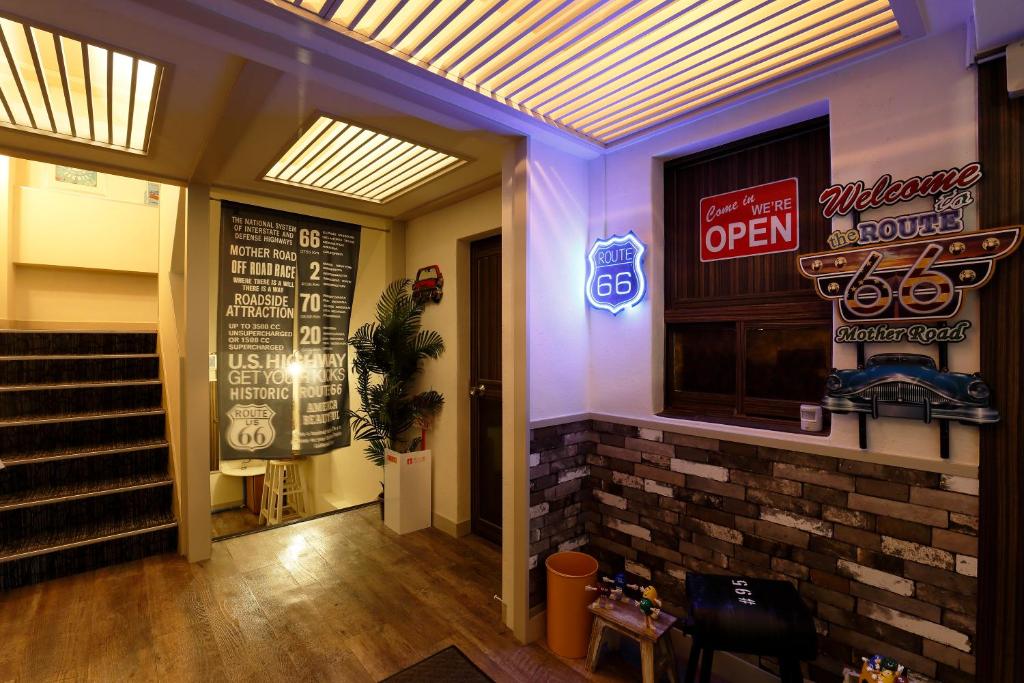 Fotografie z fotogalerie ubytování 555MOTEL SHONAN v destinaci Fudžisawa