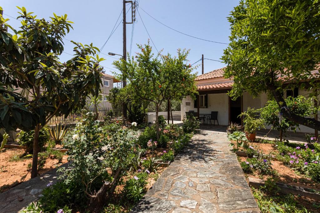 Sophia's apartment, Stoupa (updated prices 2024)