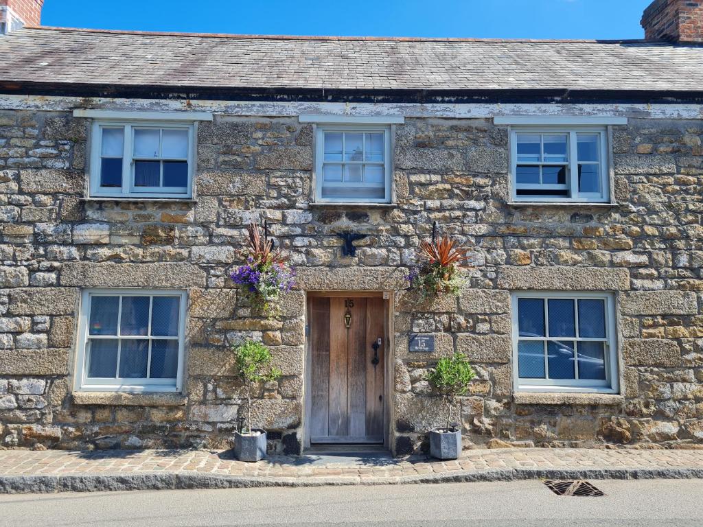 Gallery image of Anvil House, The Old Forge in Saint Erth