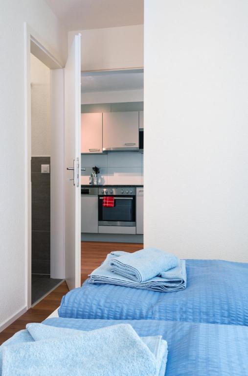 HITrental Altstetten Apartments - Apartment With Balcony A