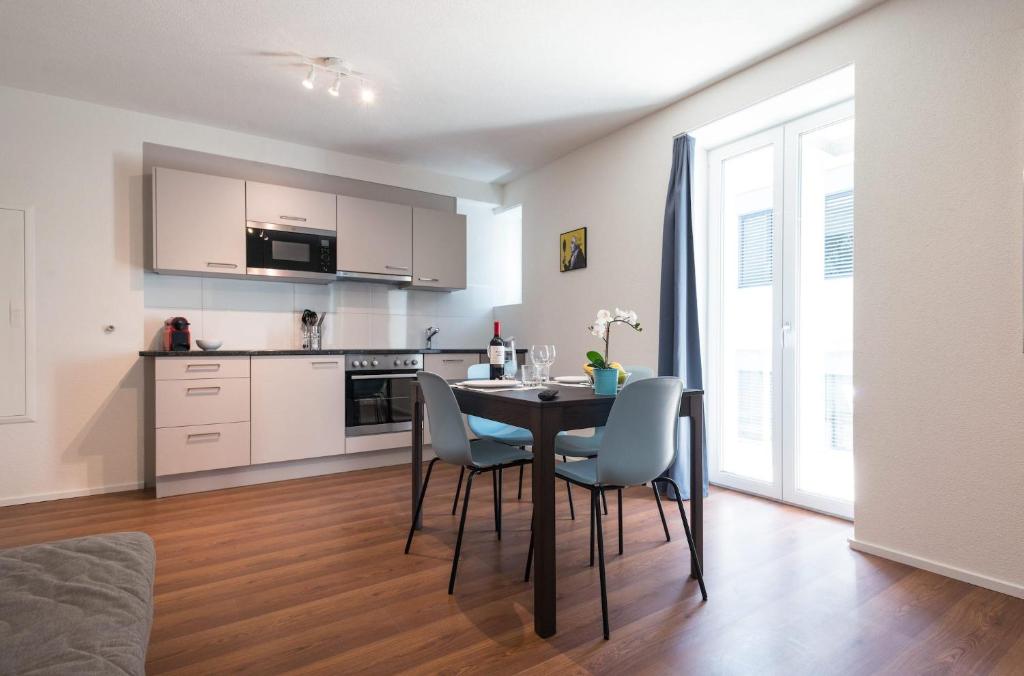 HITrental Altstetten Apartments - One-Bedroom Apartment With Balcony A