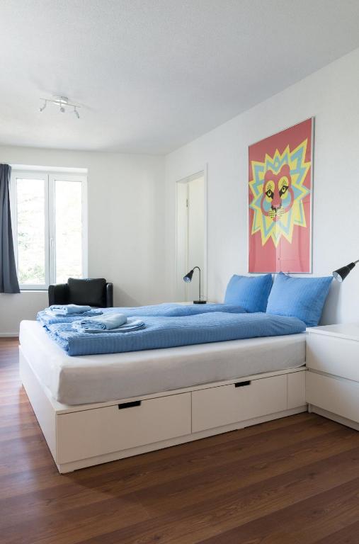 HITrental Altstetten Apartments - One-Bedroom Apartment With Balcony C