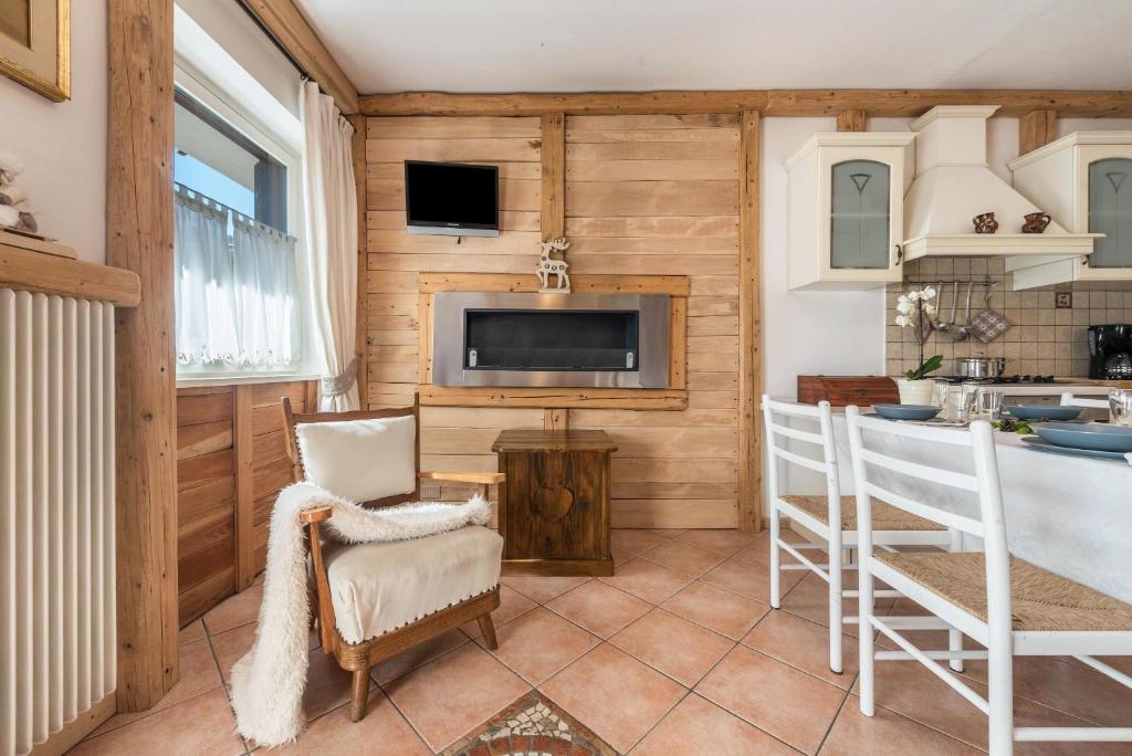 Kuchyňa alebo kuchynka v ubytovaní Casa Ferrazza Natalie