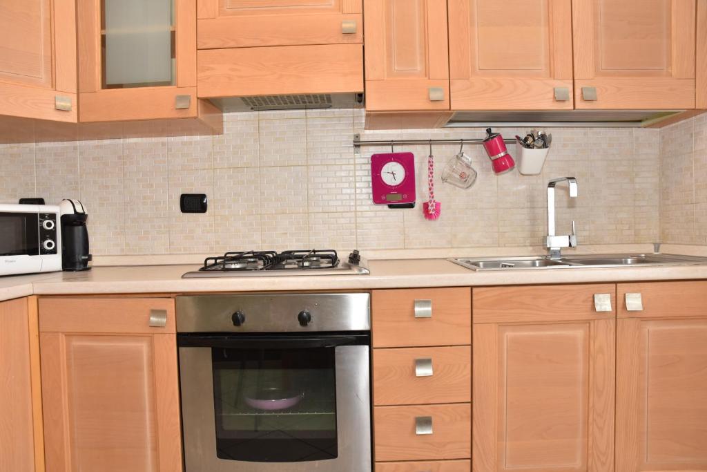 Kuchyň nebo kuchyňský kout v ubytování Rho Fiera Flat