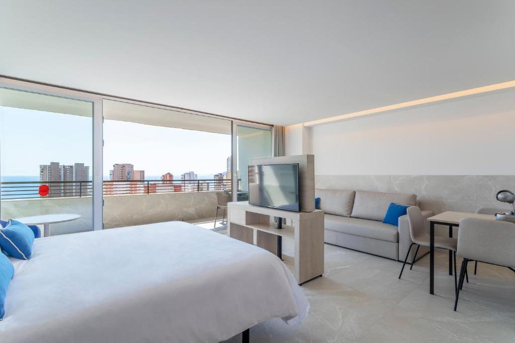 Halley Hotel & Apartments Affiliated by Meliá, Benidorm ...