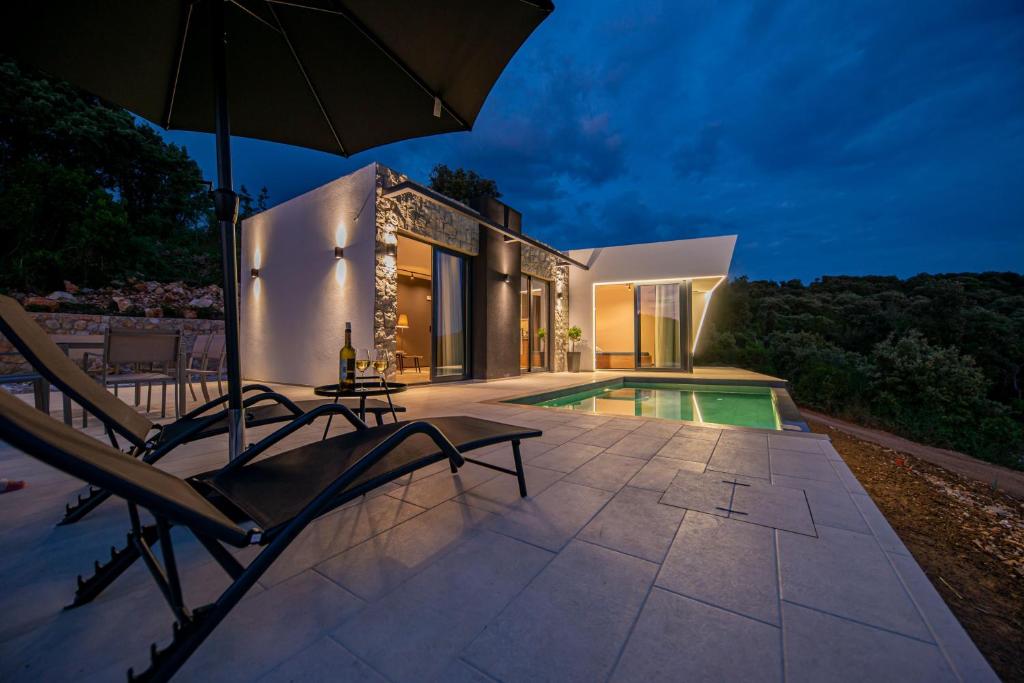 Luxury modern villa Perla, Masline – Updated 2022 Prices