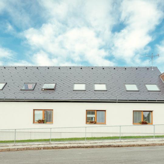 Budova, kde se aparthotel nachází