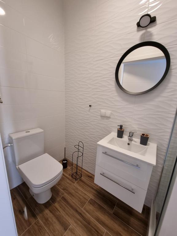 Kúpeľňa v ubytovaní Apartamenty Katowice Stawowa 5