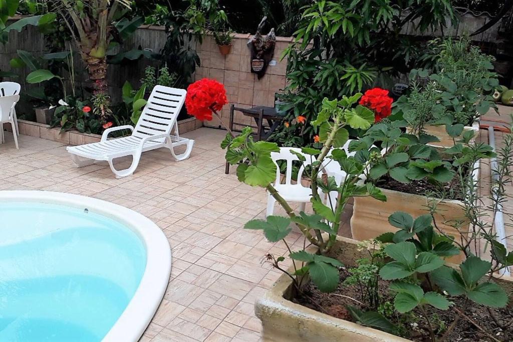  Suíte 2 com piscina e wi-fi em Caraguatatuba