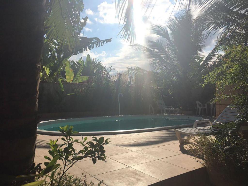  Suíte 2 com piscina e wi-fi em Caraguatatuba