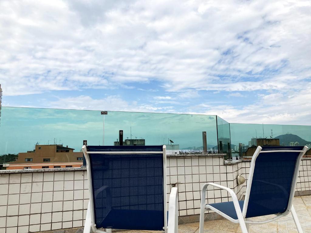  Cobertura duplex com churrasqueira e wi-fi no Guarujá