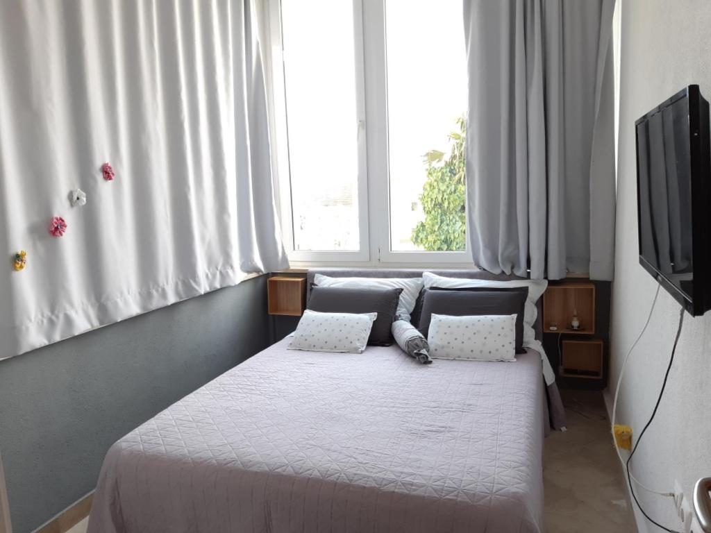 Fotografia z galérie ubytovania Apartment in Brela with sea view, balcony, air conditioning, WiFi (4962-3) v destinácii Brela