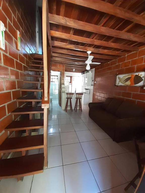  Chalé com Piscina e Varanda próximo à Praia