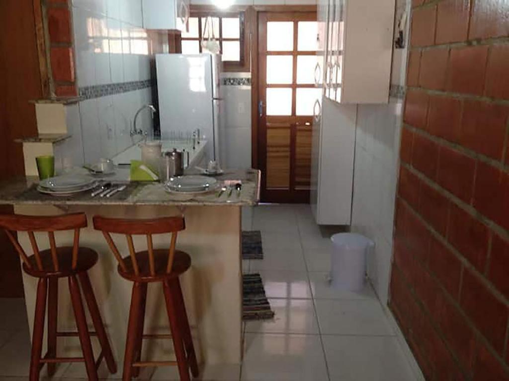  Chalé com Piscina e Varanda próximo à Praia