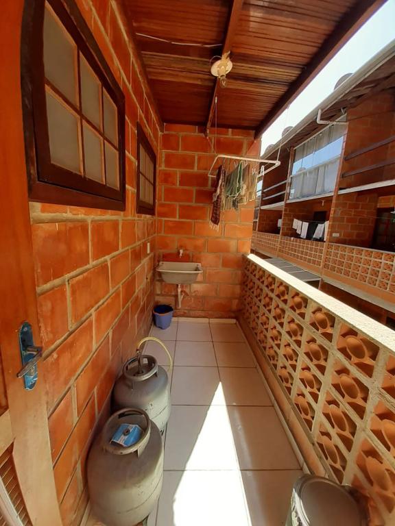  Chalé com Piscina e Varanda próximo à Praia