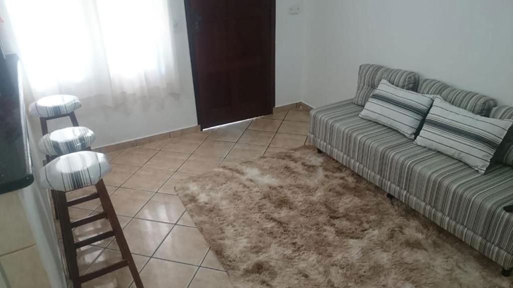  Casa com churrasqueira e wi-fi em Caraguatatuba