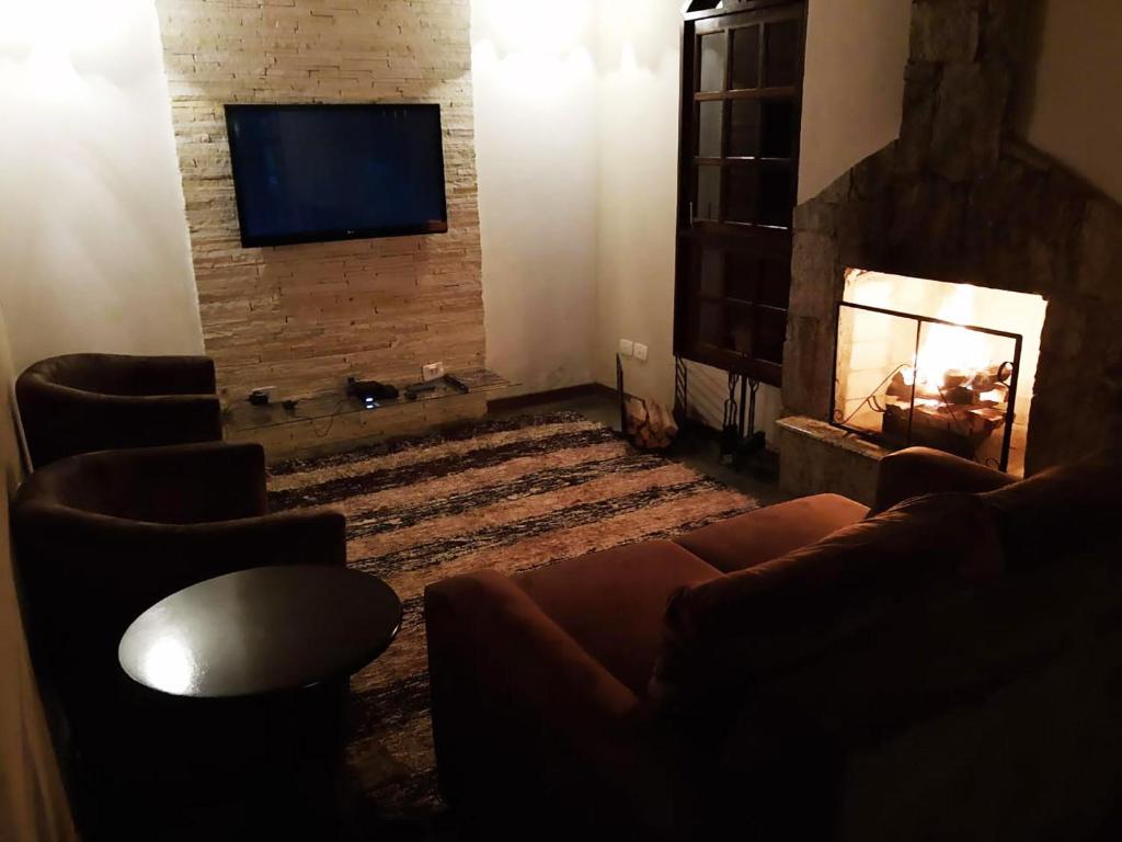  Casa linda com wifi e lazer completo em Ibiúna