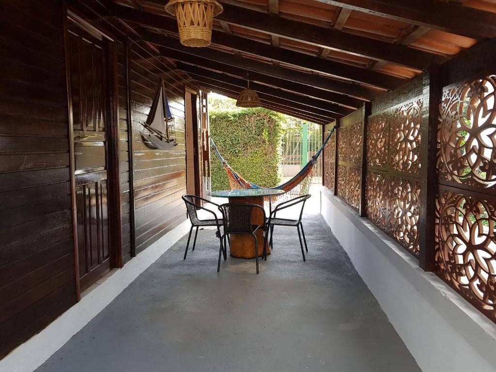  Casa com wi-fi e churrasqueira próx a Martim de Sá