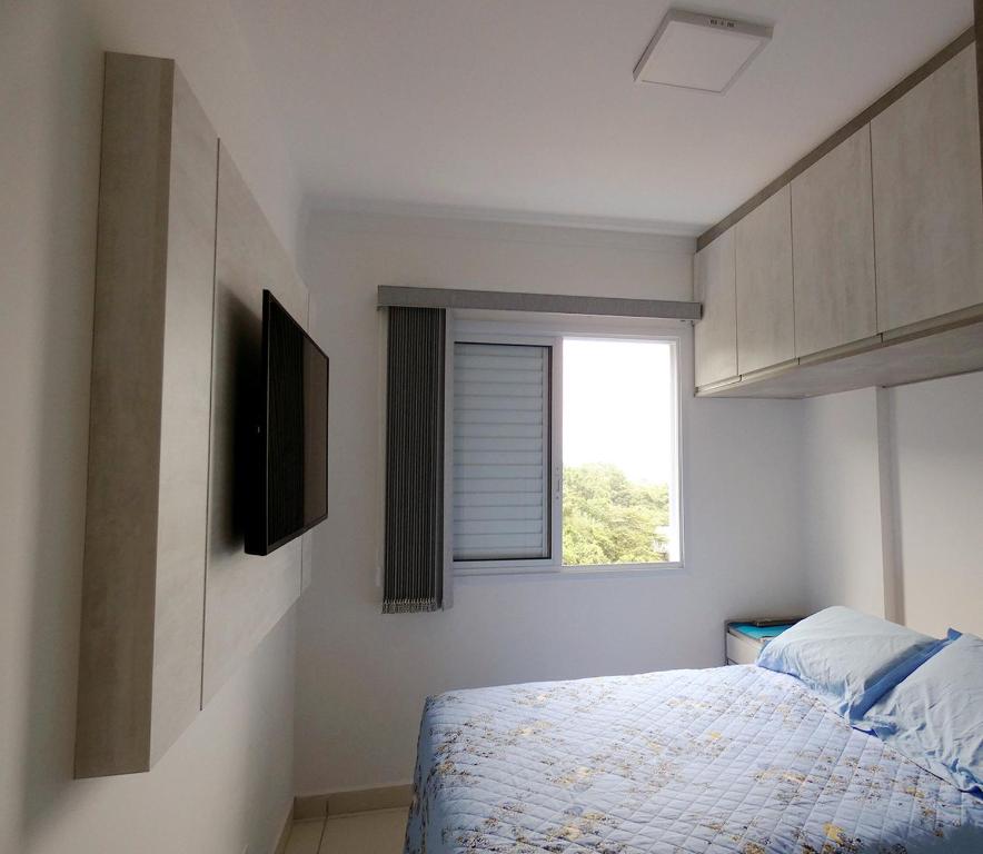  Apto com wifi e lazer a 500 m da praia em Bertioga