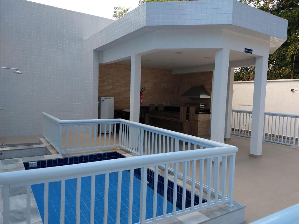  Apto com wifi e lazer a 500 m da praia em Bertioga