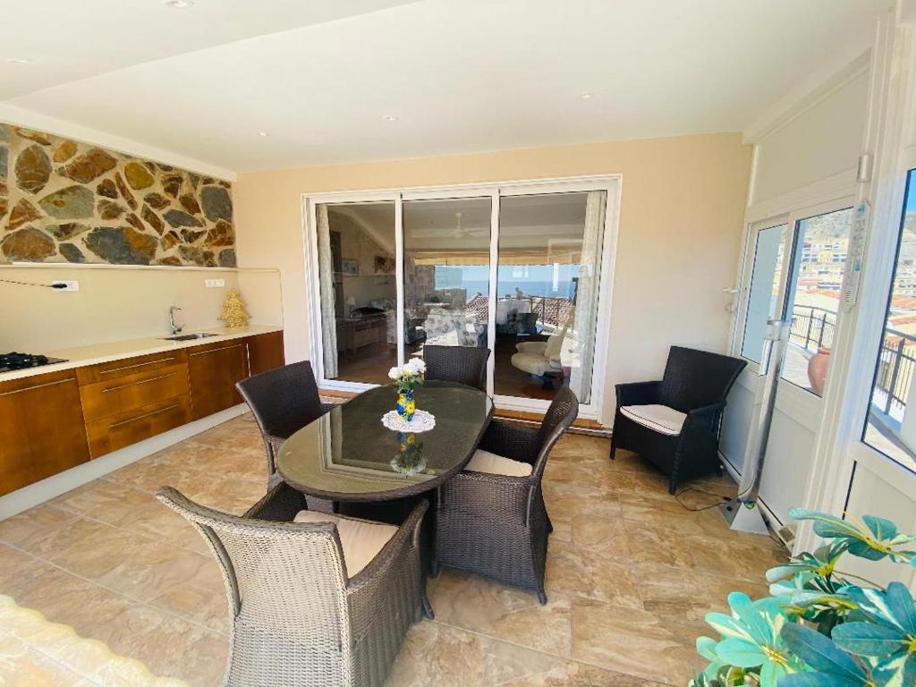 Fotografia z galérie ubytovania Casa lillibror with private jacuzzi and ocean view v destinácii Las Palmas de Gran Canaria