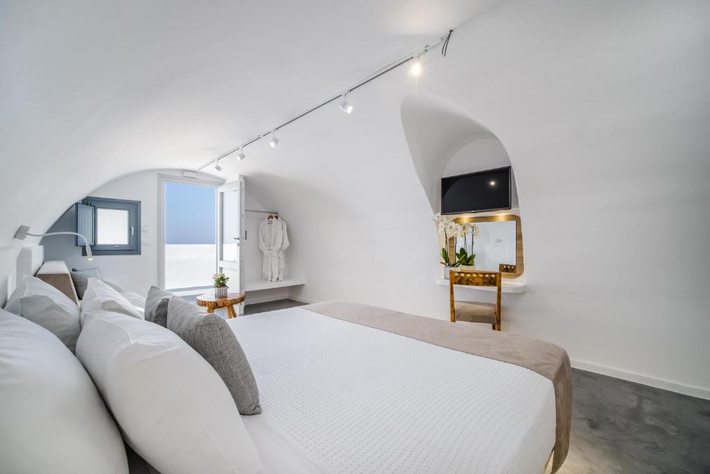 TV a/nebo společenská místnost v ubytování Serenità Luxury Suites