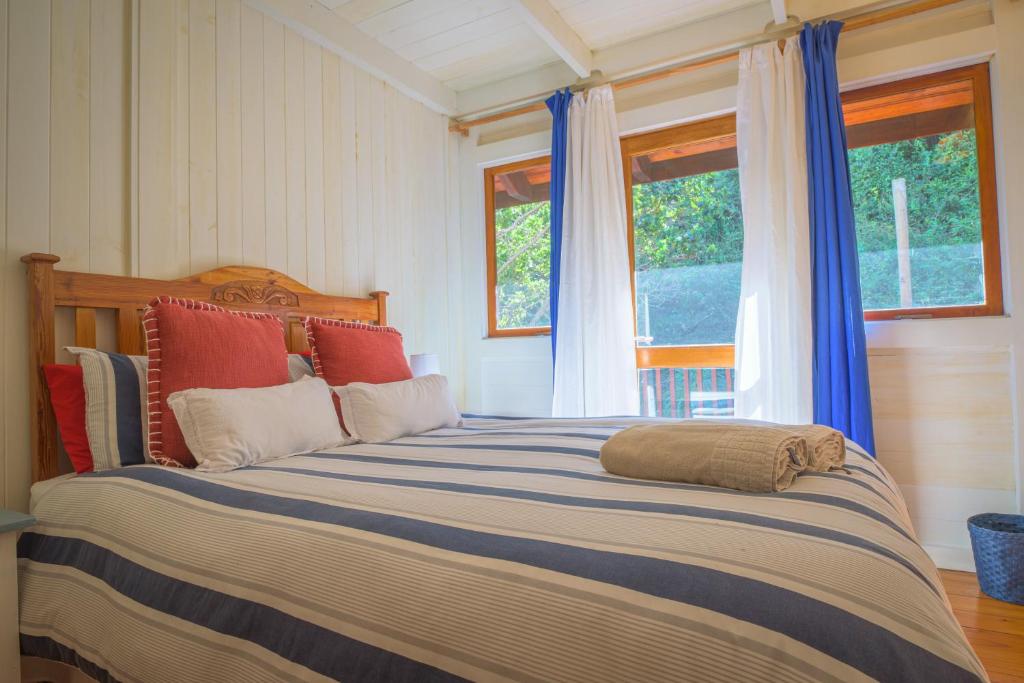 Postel nebo postele na pokoji v ubytování Windhoek on Sea