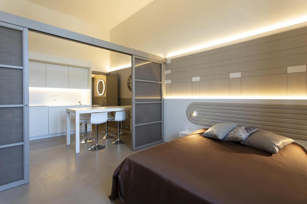 
Two-Bedroom Suite
