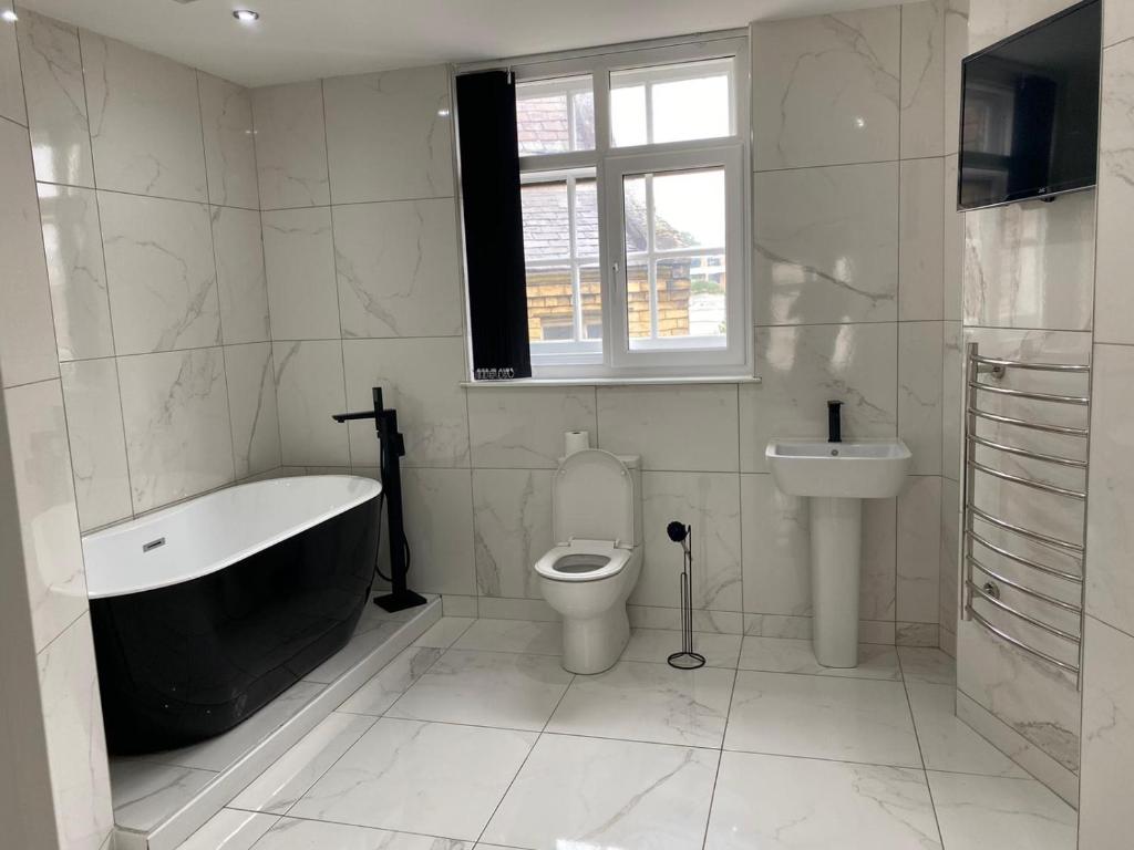 Brownlows Inn - Resim 12