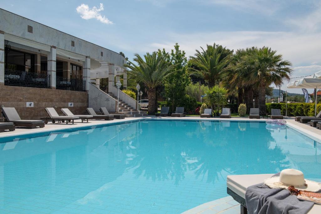Bazén v ubytování Hotel Rema nebo v jeho okolí