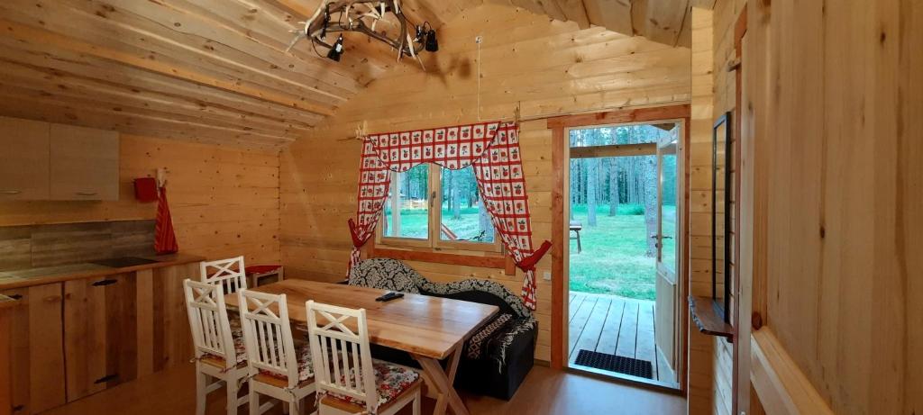 Fotografie z fotogalerie ubytování Järve Cottages v destinaci Tehumardi