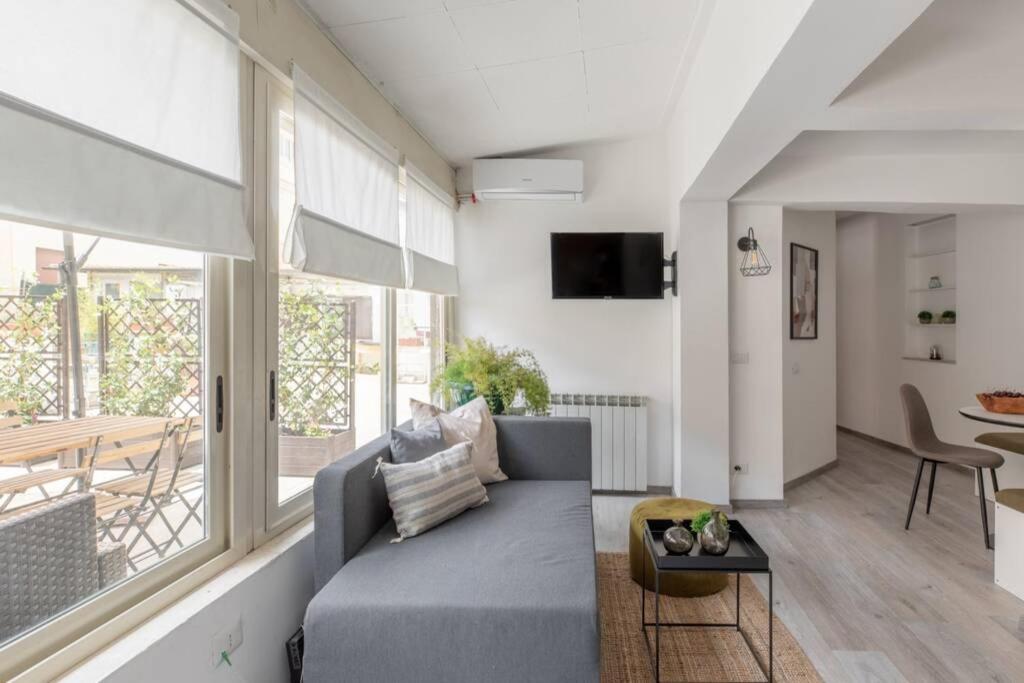Zdjęcie z galerii obiektu iFlat Opera Penthouse with Terrace w Rzymie